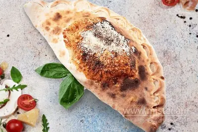 Кальцоне з салямі Челентано undefined фото
