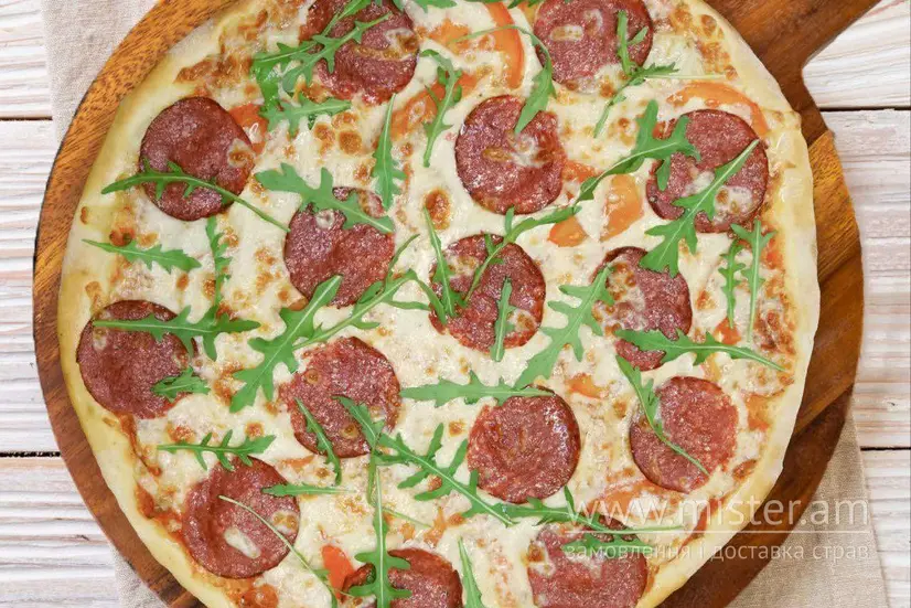 Піца "Салямі" 35 см - "Mama Pizza" в Хмельницькому фото