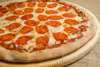 Піца "Папероні" 30 см Pronto Pizza & Sushi undefined фото