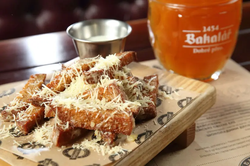 Грінки з часником - "British Pub Underground" в Білій Церкві фото