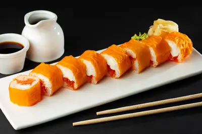 Філадельфія маменорі з лососем (8 шматочків) TREBA Pizza & Sushi undefined фото