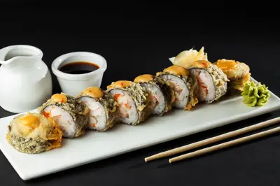 Рол Темпура з креветкою, ікрою та сиром TREBA Pizza & Sushi undefined фото