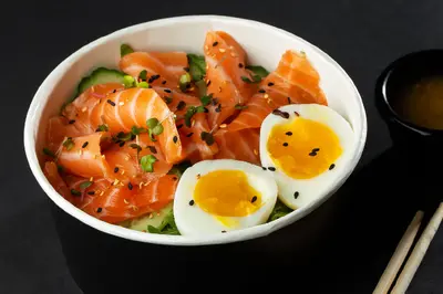 Боул з лососем TREBA Pizza & Sushi undefined фото