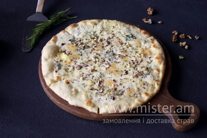 Піца "Ай формаджі" 45 см - "Марконі" в Чернігові фото 