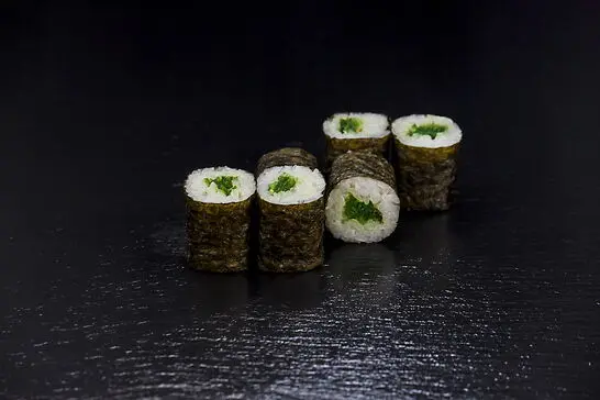 Макі з водоростями чука - "Tataki Sushi" в Білій Церкві фото