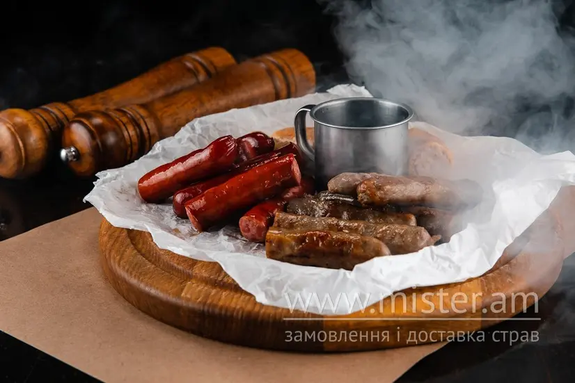 Дошка ковбасок гриль - "Soul Pub" в Чернігові фото 