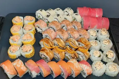 Суші-сет "Димний" + Запечений у подарунок Це SUSHI & PIZZA undefined фото