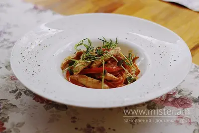 Куряче філе з овочами Peperoni undefined фото