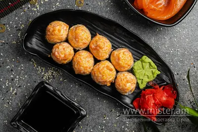 Запечений рол з лососем Yoki restaurant undefined фото
