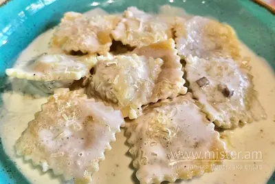 Равіолі з куркою та печерицями Celentano Pizza undefined фото