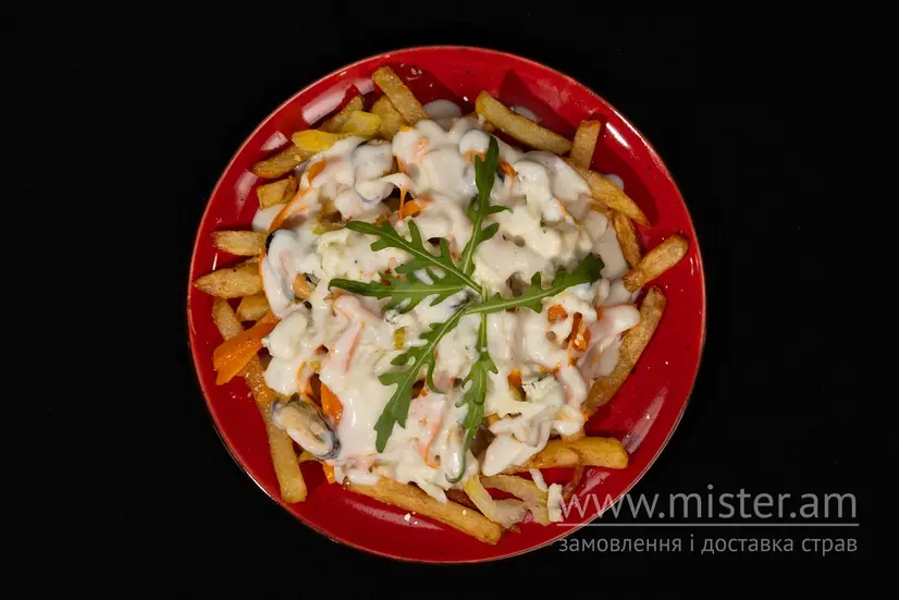 Poutine з мідіями - "Canadian Food" в Івано-Франківську фото 