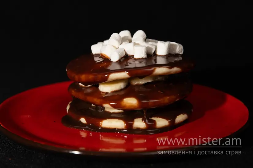 Панкейки з бананом та нутеллою - "Canadian Food" в Івано-Франківську фото
