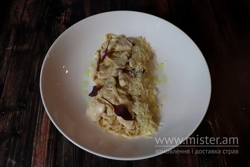 Паста Карбонара - "Bon Appetit" в Чернівцях фото 