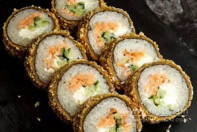 Рол "Темпура" з лососем BAO sushi undefined фото