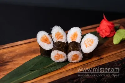 Макі з лососем Guava Sushi undefined фото