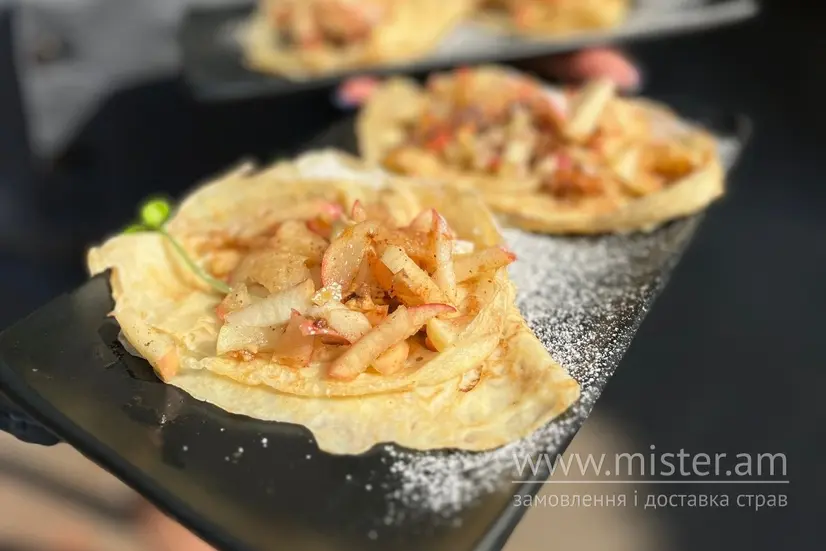 Млинчики з яблуками та корицею - "Здибанка" в Сумах фото