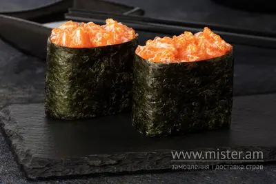 Суші гукан з лососем Sushi Master undefined фото