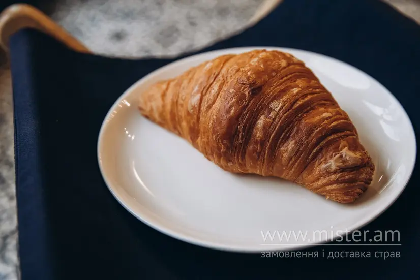 Круасан без начинки - "Delikacia" в Івано-Франківську фото 