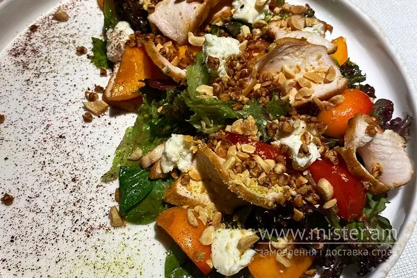 Салат з задимленою грудкою курчати - "Джорджина" в Чернівцях фото 