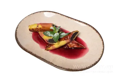 Млинці з маком та вишневим кофітюром MANGO undefined фото