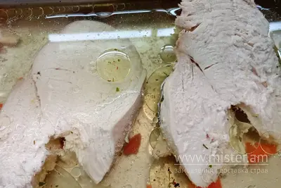 Куряча грудка варена Два гуся undefined фото