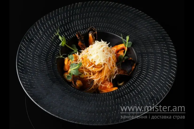 Паста з морепродуктами - "DHH" в Чернівцях фото 