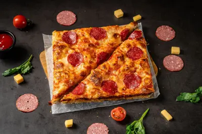 Салямі піца сита TREBA Pizza & Sushi undefined фото