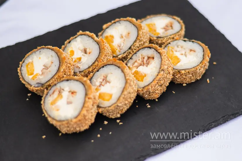 Гарячий рол з вугрем та манго - "BAO sushi" в Чернігові фото