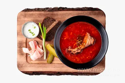 Фірмовий борщ Sazha з копченим ребром і салом Sazha undefined фото