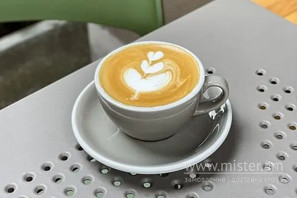 Флет Вайт на рослинному молоці - "Idealist Coffee" в Луцьку фото