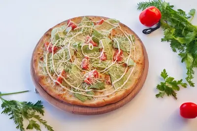 Цезар з куркою 45 см GoGoPizza - ХБК undefined фото