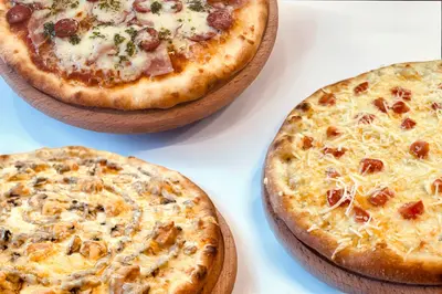 КОМБО №1 (3 Сири + 4 М'яса + Жульєн) 30см Доставка піци і суші Дарницький район GoGoPizza & SUSHIGO! undefined фото