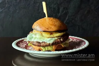 Бургер з ананасом Crann pub undefined фото
