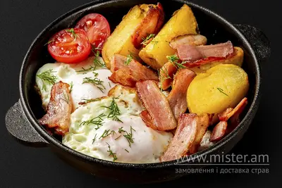 Яєчня з картоплею і беконом Grill Pub undefined фото