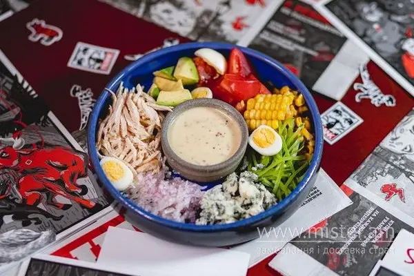 Боул з авокадо, яйцем і сиром Дор блю - "Salad Day " в Полтаві фото 