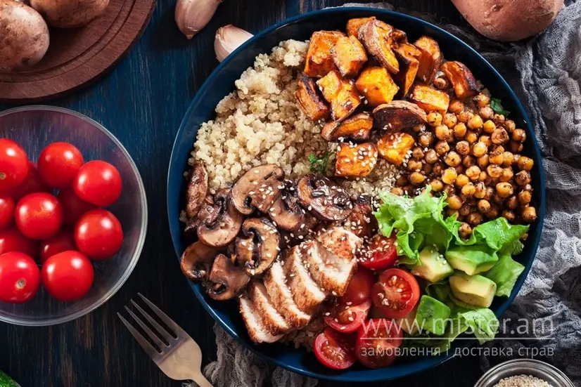 Салат-боул з грибами, бататом та куркою - "Salad Day " в Полтаві фото 