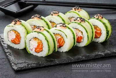 Рол з лососем та огірком Sushi Master undefined фото