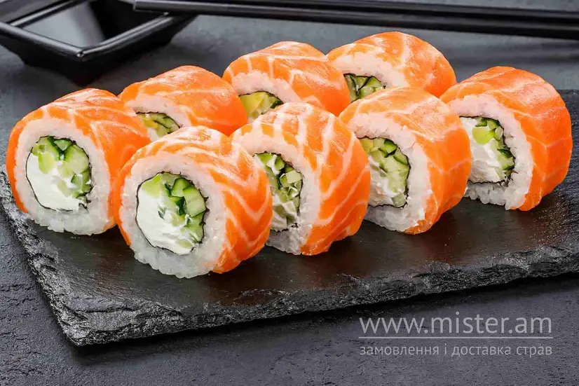 Філадельфія з лососем - "Sushi Master" в Сумах фото 