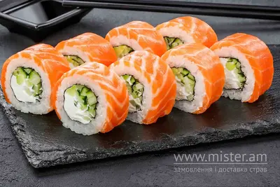 Філадельфія з копченим лососем Sushi Master undefined фото