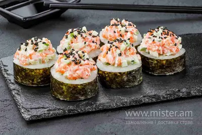 Фелікс рол з лососем Sushi Master undefined фото