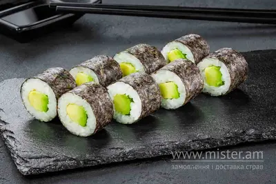 Макі з авокадо Sushi Master undefined фото