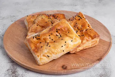 Слойка з шинкою і сиром Крихітка Шу undefined фото