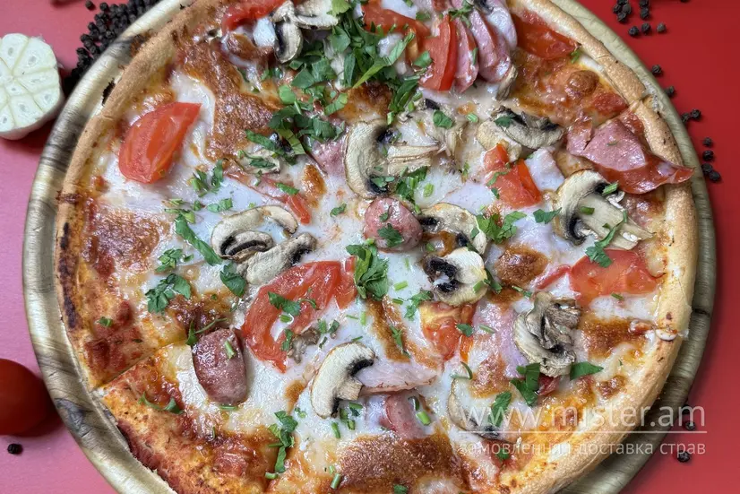 Піца "Баварська" M - "Celentano Pizza" в Черкасах фото