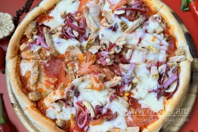 Піца з індичкою M Celentano Pizza undefined фото