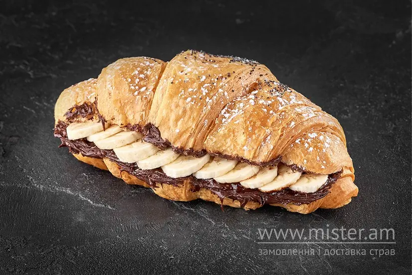 Круасан з шоколадом та бананом - "Lviv Croissants" в Умані фото