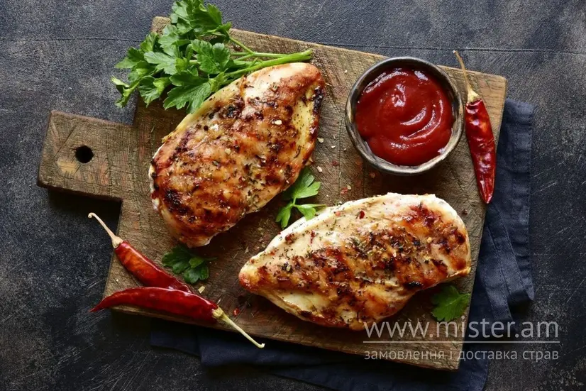 Курча гриль ніжне - "The Grill & PIZZA" в Чернігові фото