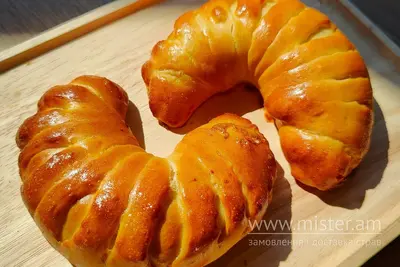 Булочка з яблуком Крихітка Шу undefined фото