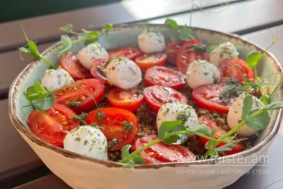 Капрезе з соусом песто та хлібною крихтою Птаха undefined фото