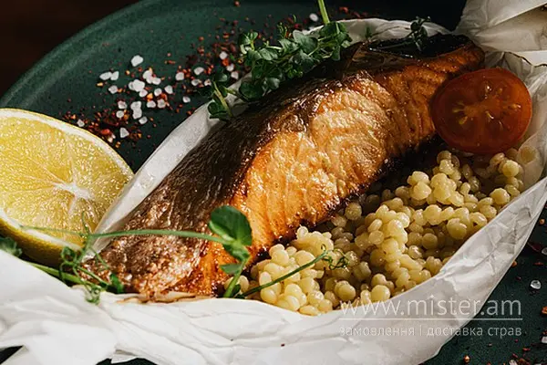 Філе лосося з вершковим кус-кусом - "Brewmen" в Хмельницькому фото 