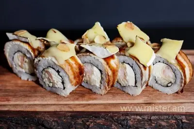 Рол з грушею та сиром Брі Guava Sushi undefined фото